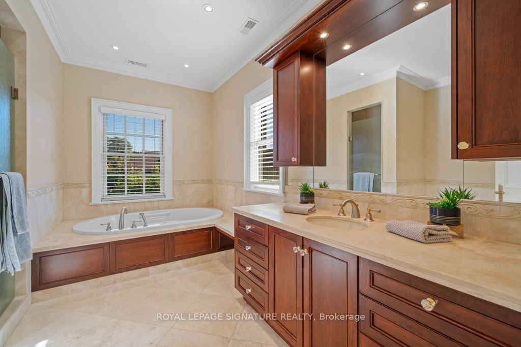 428 Glengrove Avenue, Toronto, ON, M5N 1X2 - 15