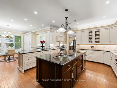 428 Glengrove Avenue - 5