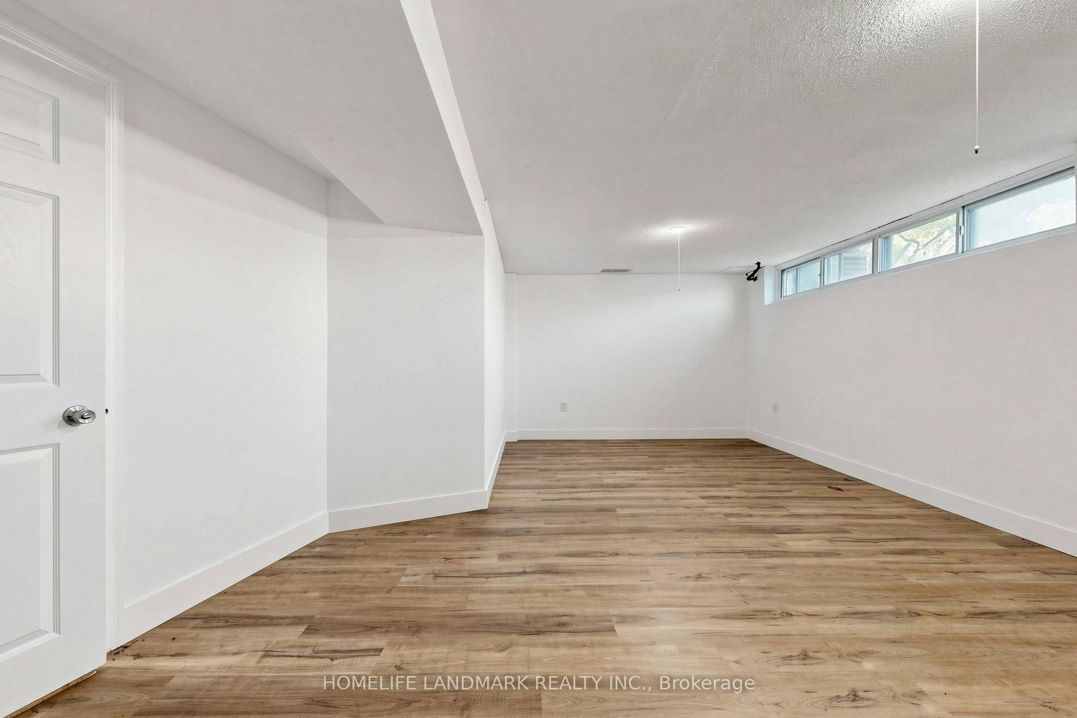 26 Fenside Drive, Toronto, ON, M3A 2V3 - 28