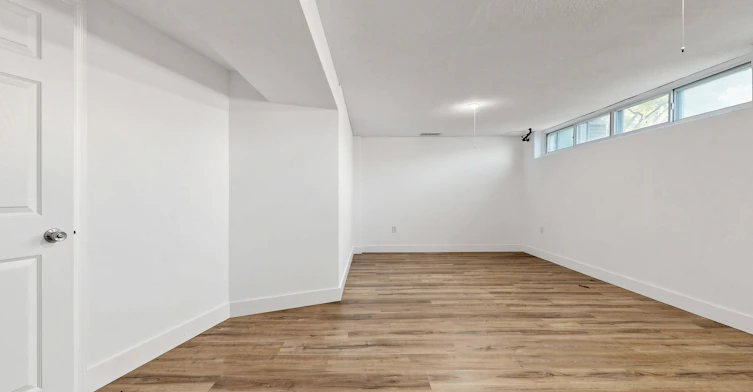 26 Fenside Drive, Toronto, ON, M3A 2V3 - 28