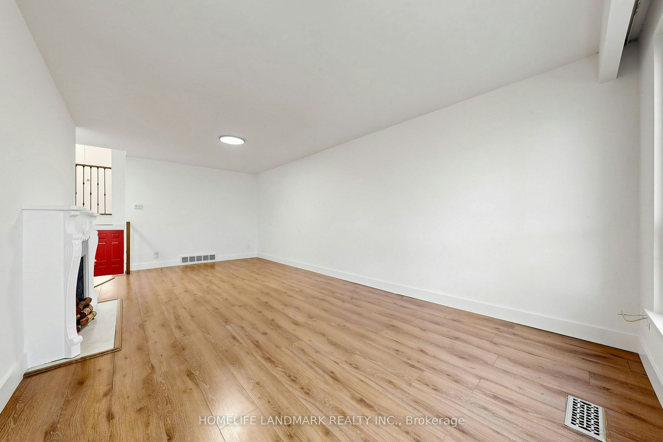 26 Fenside Drive, Toronto, ON, M3A 2V3 - 4