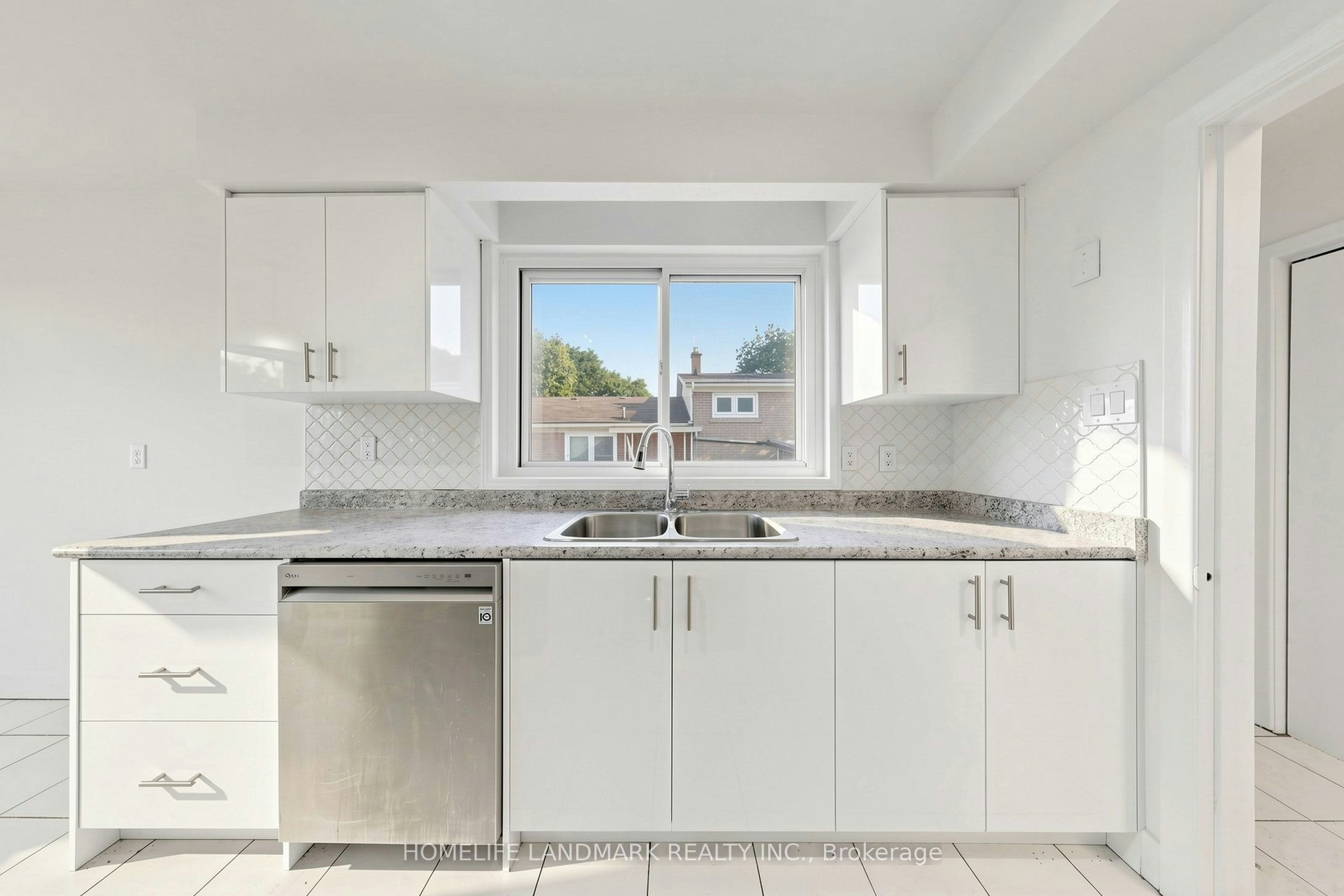 26 Fenside Drive, Toronto, ON, M3A 2V3 - 22