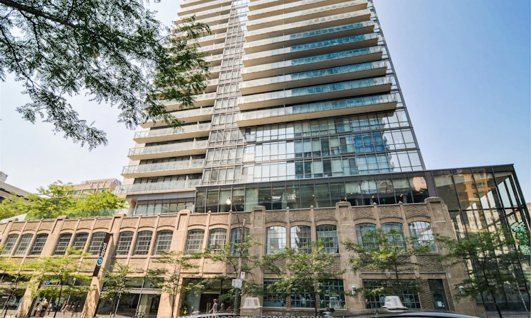 406-832 Bay Street