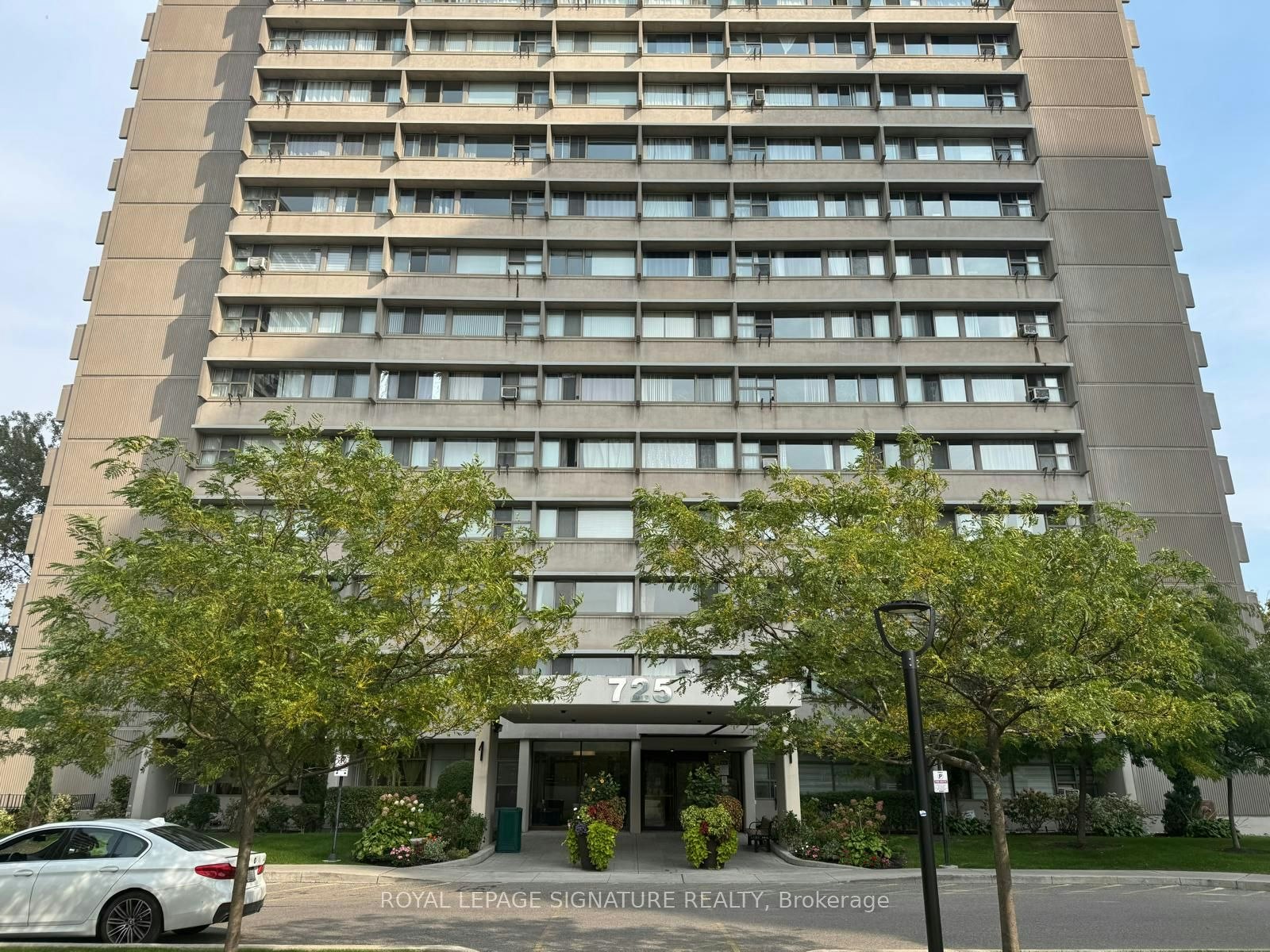 305-725 Don Mills Road, Toronto, ON, M3C 1S6 - 2