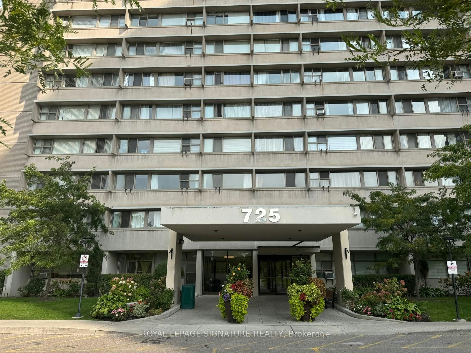 305-725 Don Mills Road, Toronto, ON, M3C 1S6