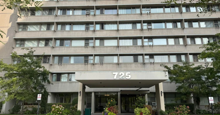 305-725 Don Mills Road, Toronto, ON, M3C 1S6