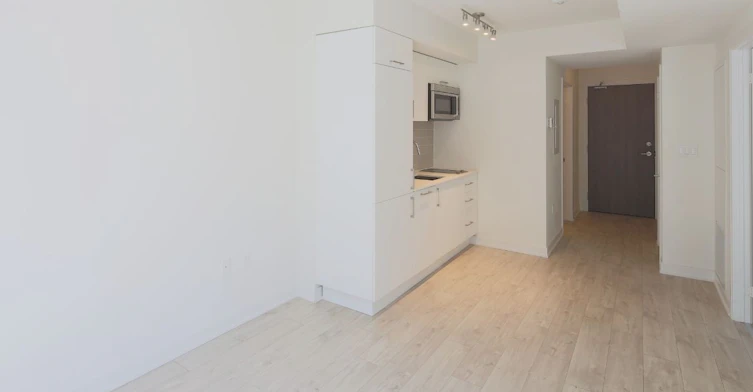 627-576 Front Street W, Toronto, ON, M5V 1C1
