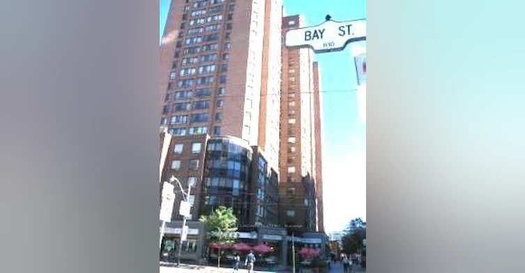 1122-633 Bay Street, Toronto, ON, M5G 2G4 - 12