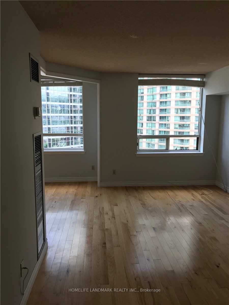 1122-633 Bay Street, Toronto, ON, M5G 2G4 - 4
