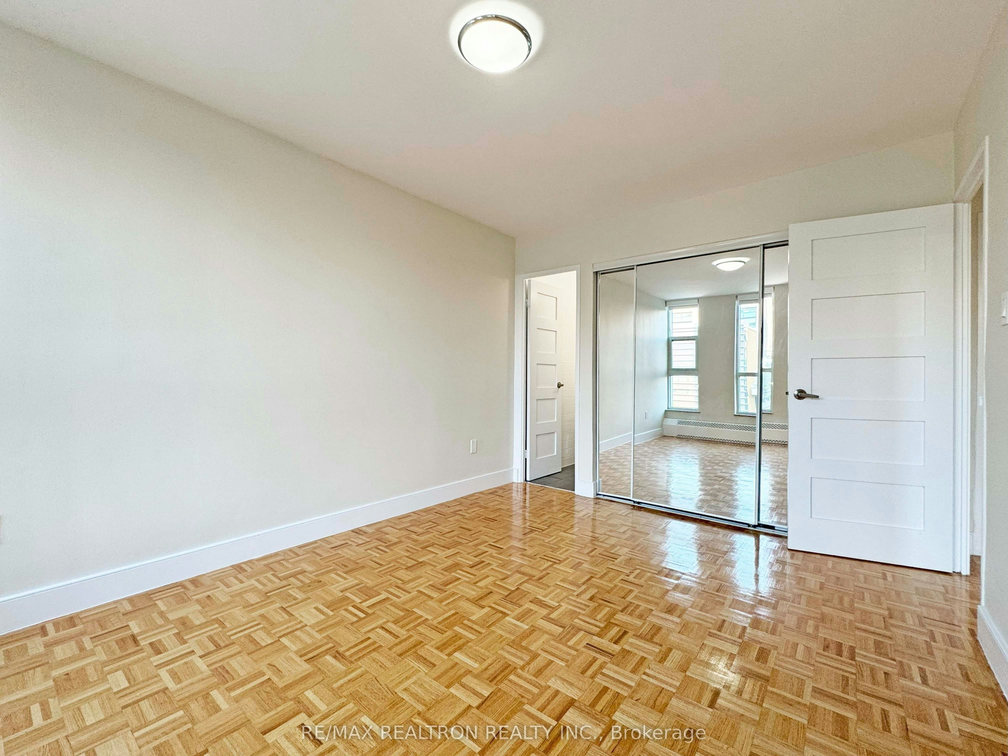 510-666 Spadina Avenue, Toronto, ON, M5S 2H8 - 7