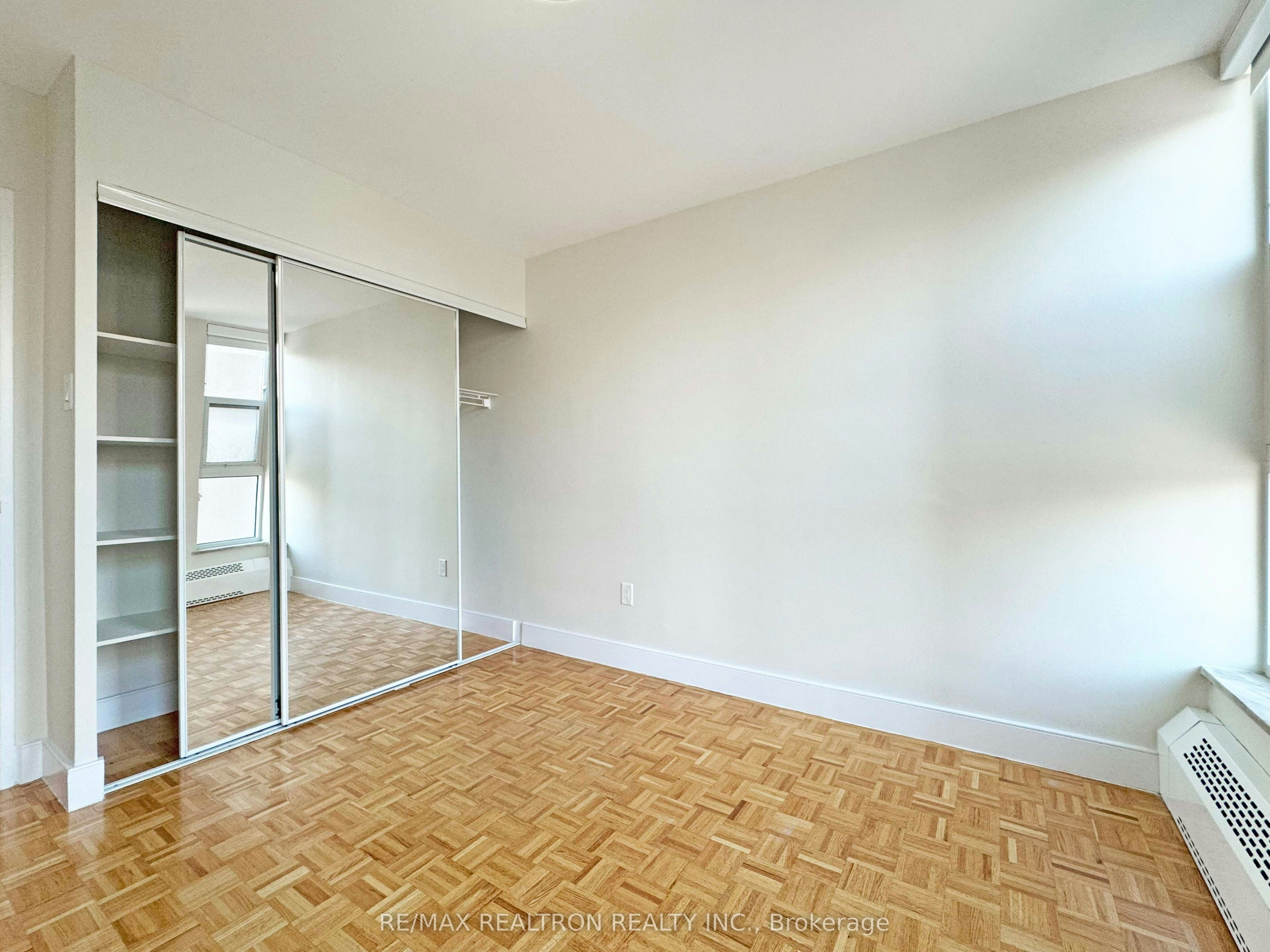 510-666 Spadina Avenue, Toronto, ON, M5S 2H8 - 5