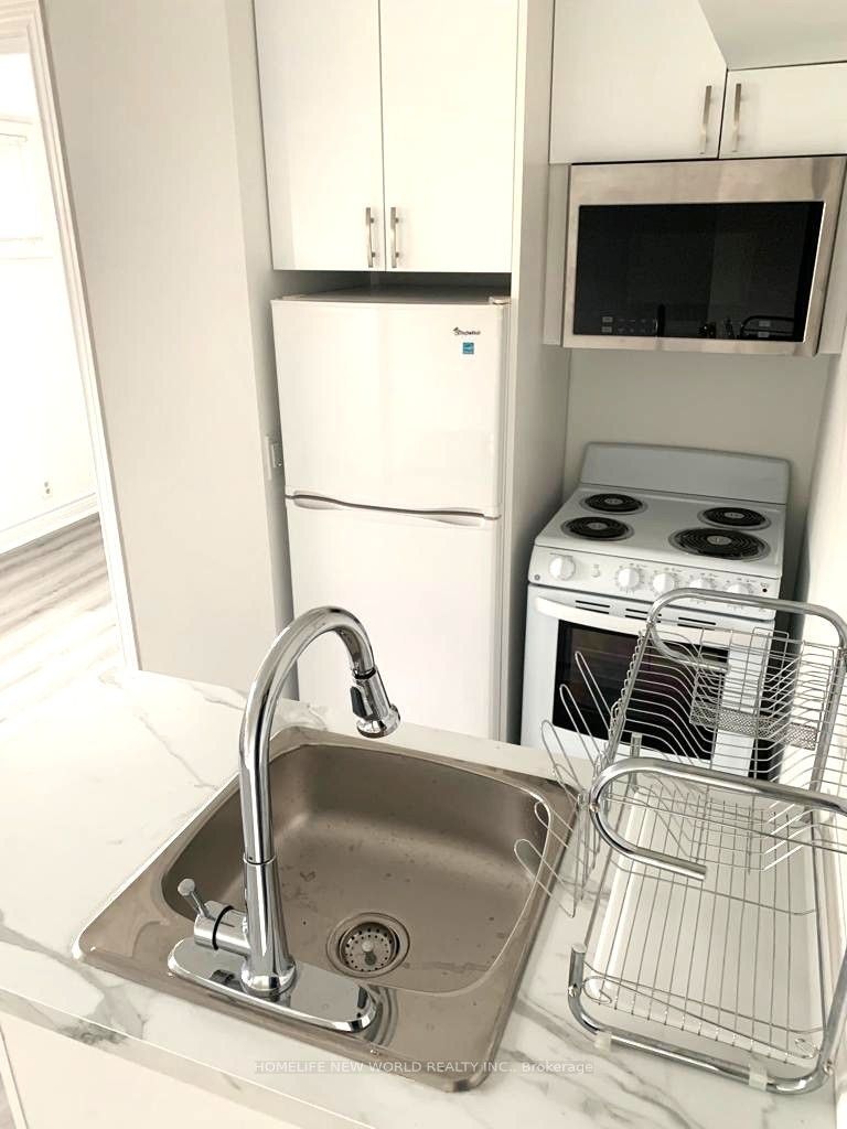 Basement A-36 Silverview Drive, Toronto, ON, M2M 2B3 - 7