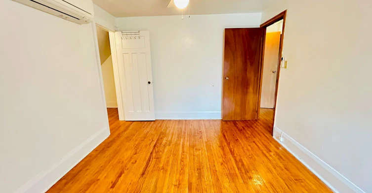 Apt 3-338 Vaughan Road, Toronto, ON, M6C 2N6 - 8
