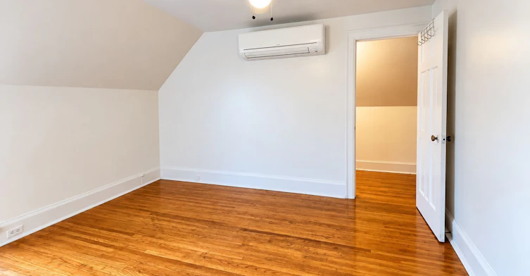 Apt 3-338 Vaughan Road, Toronto, ON, M6C 2N6 - 5