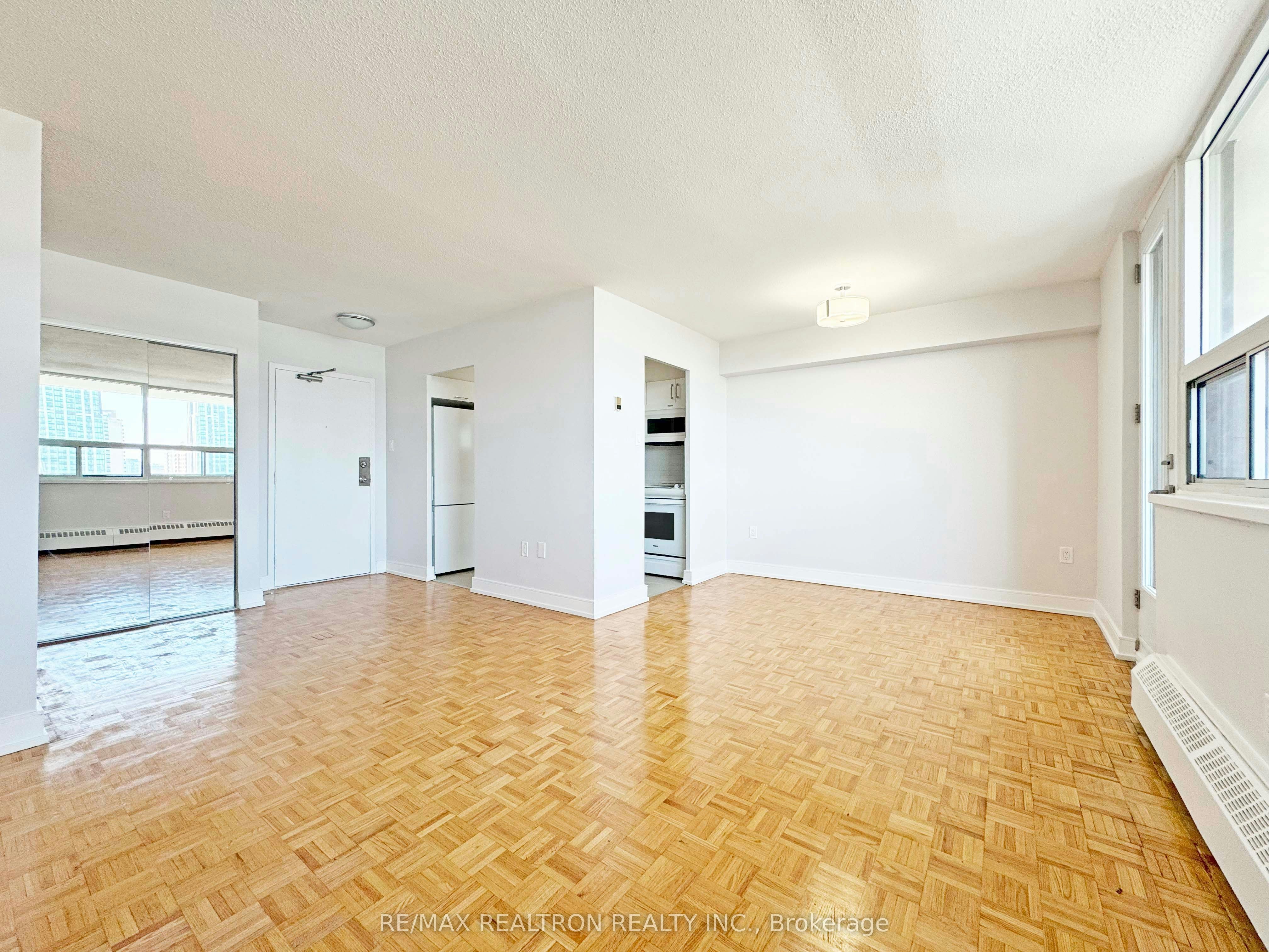1208-1500 Bathurst Street, Toronto, ON, M5P 3L3 - 2
