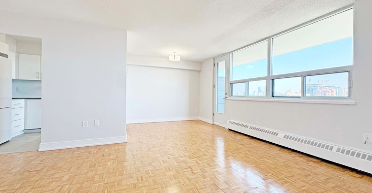 1208-1500 Bathurst Street, Toronto, ON, M5P 3L3
