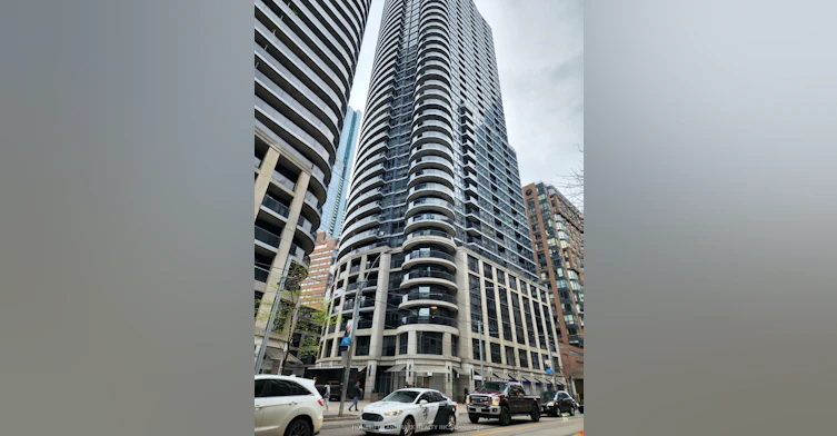 1810-21 Carlton Street, Toronto, ON, M5B 1L3 - 3