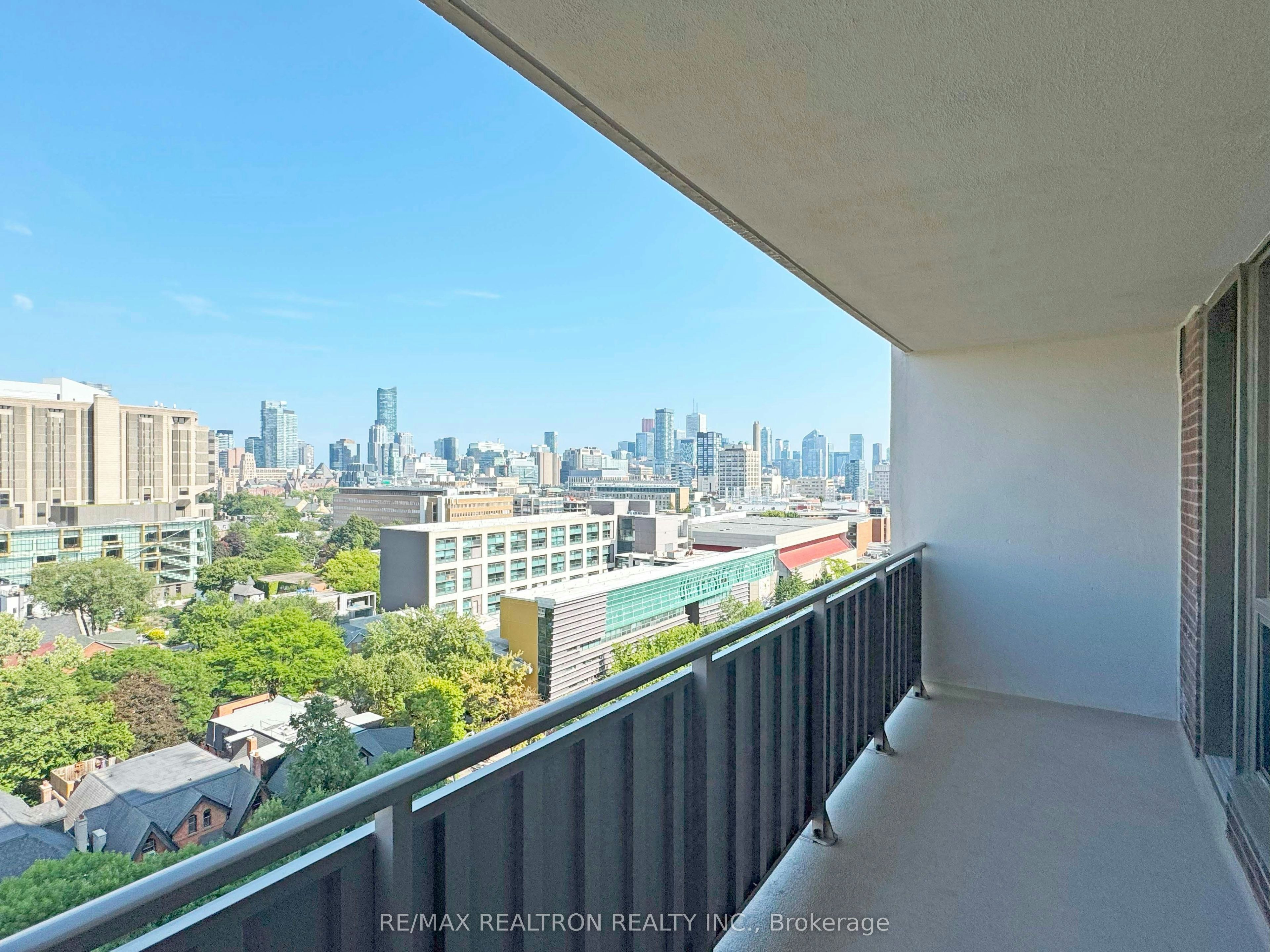 1704-666 Spadina Avenue, Toronto, ON, M5S 2H8 - 13