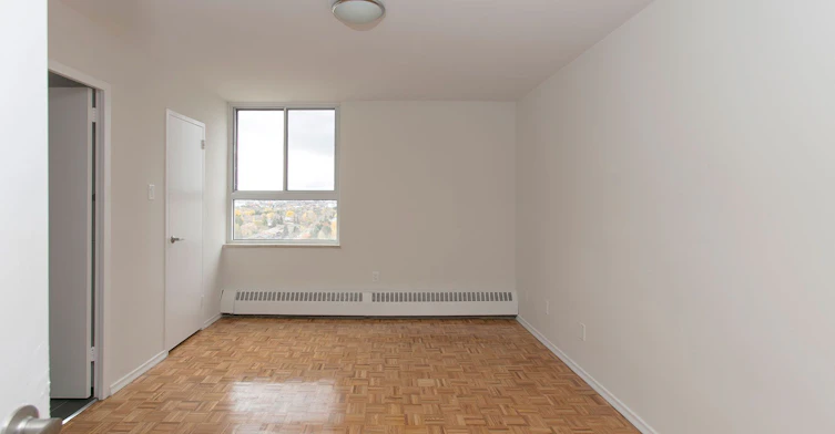1110-6200 Bathurst Street, Toronto, ON, M2R 2A3 - 6
