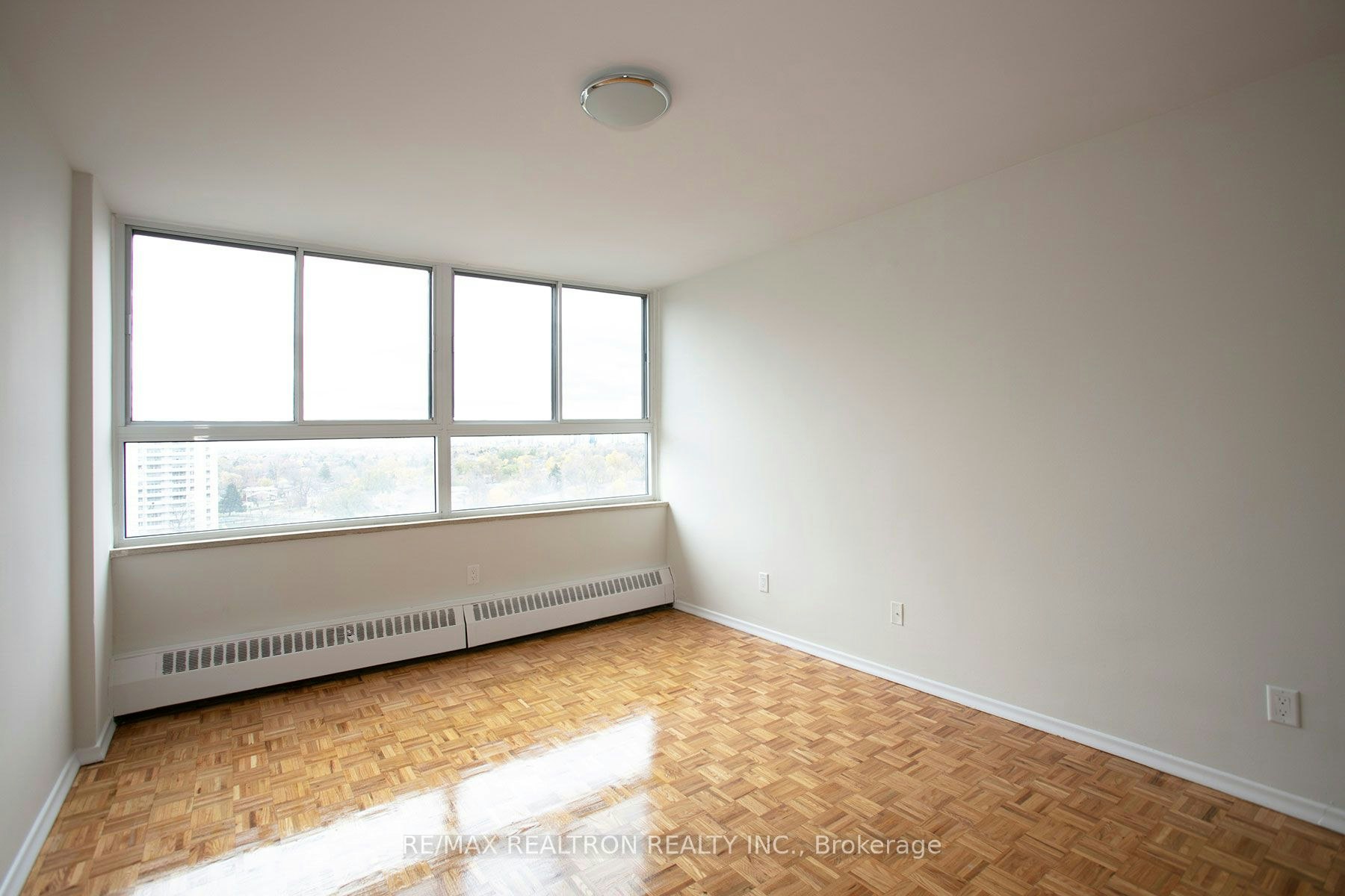 601-6200 Bathurst Street, Toronto, ON, M2R 2A3 - 7