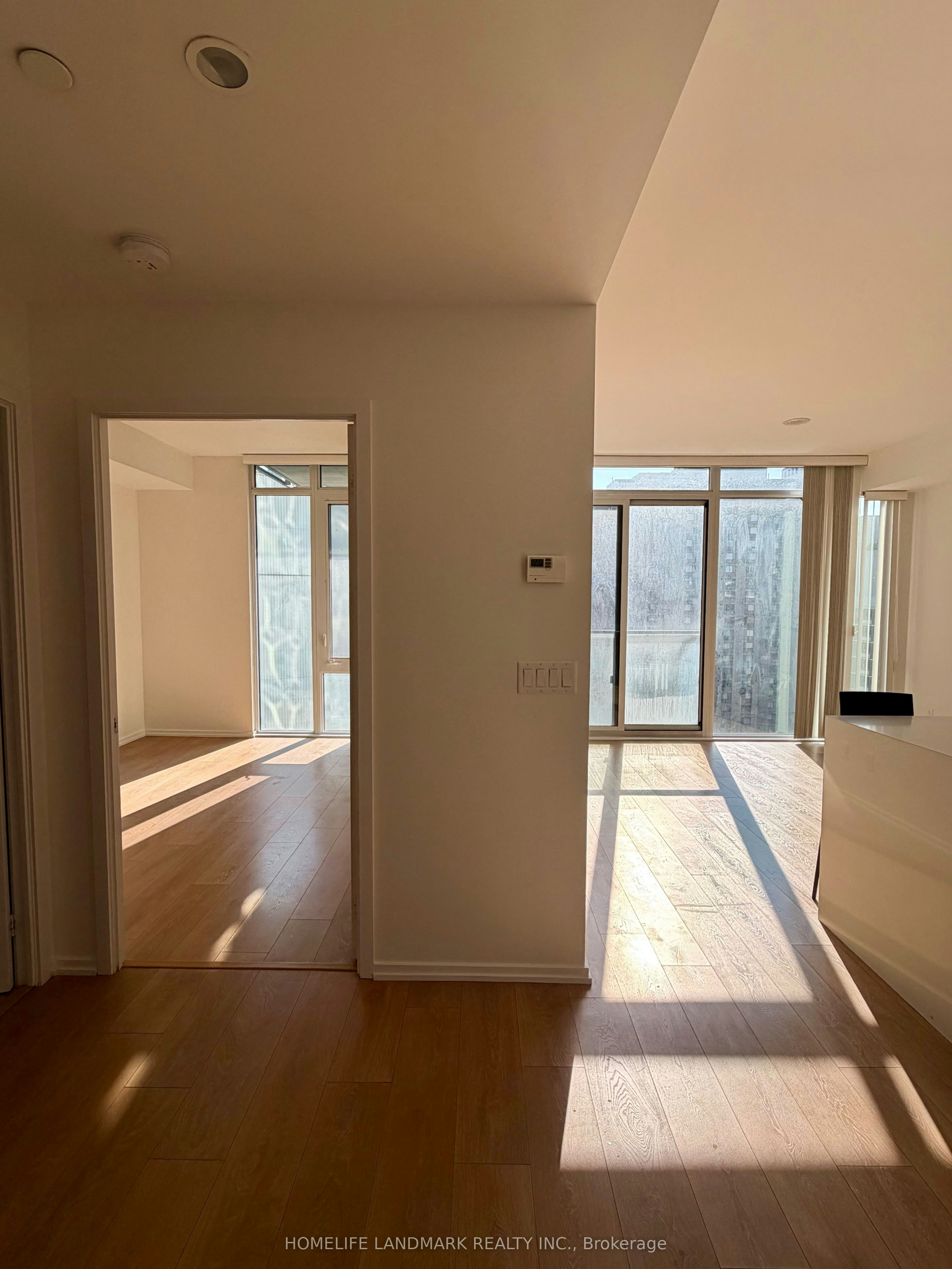 1906-75 St Nicholas Street, Toronto, ON, M4Y 0A5 - 11