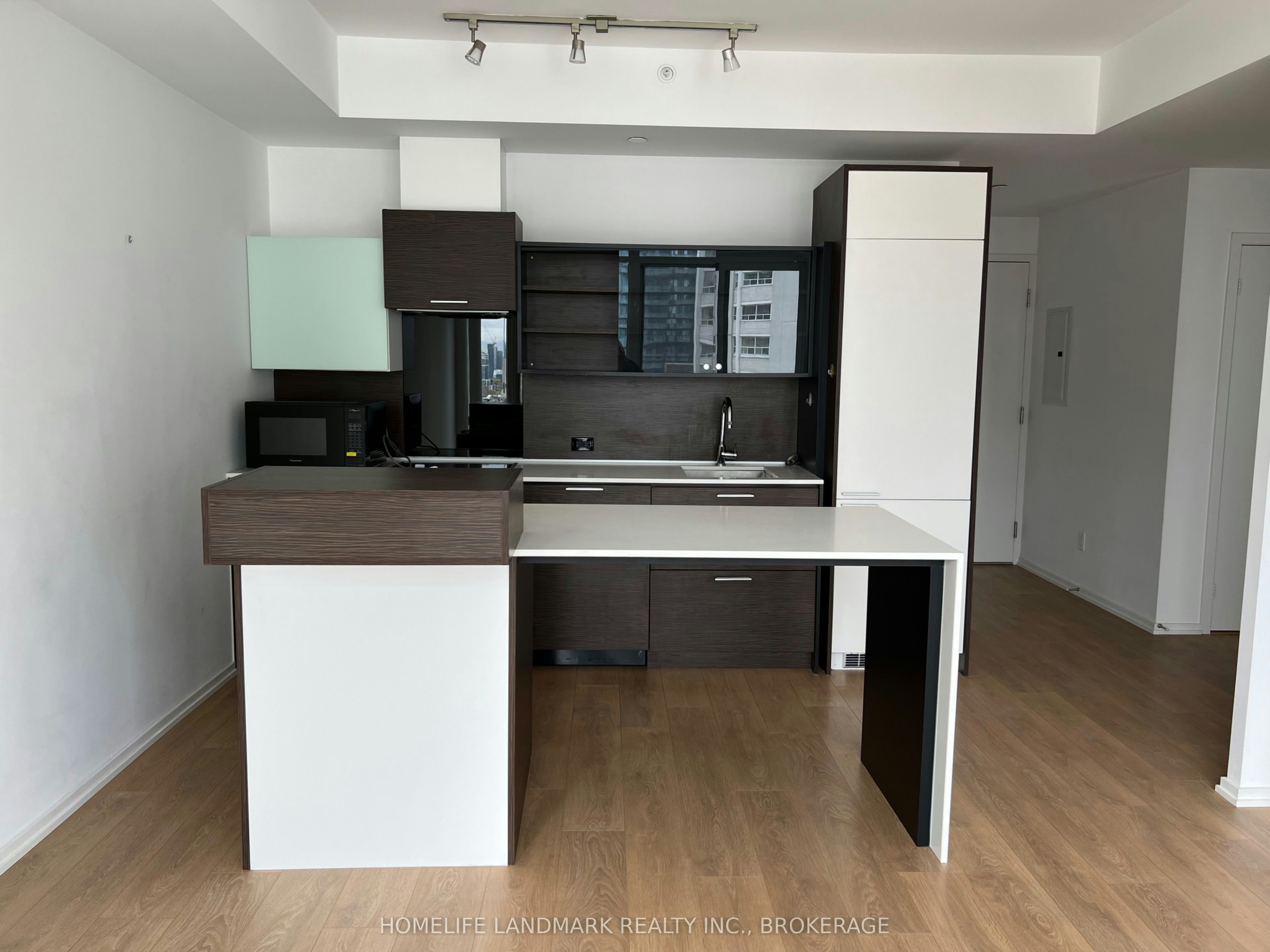 1906-75 St Nicholas Street, Toronto, ON, M4Y 0A5 - 7