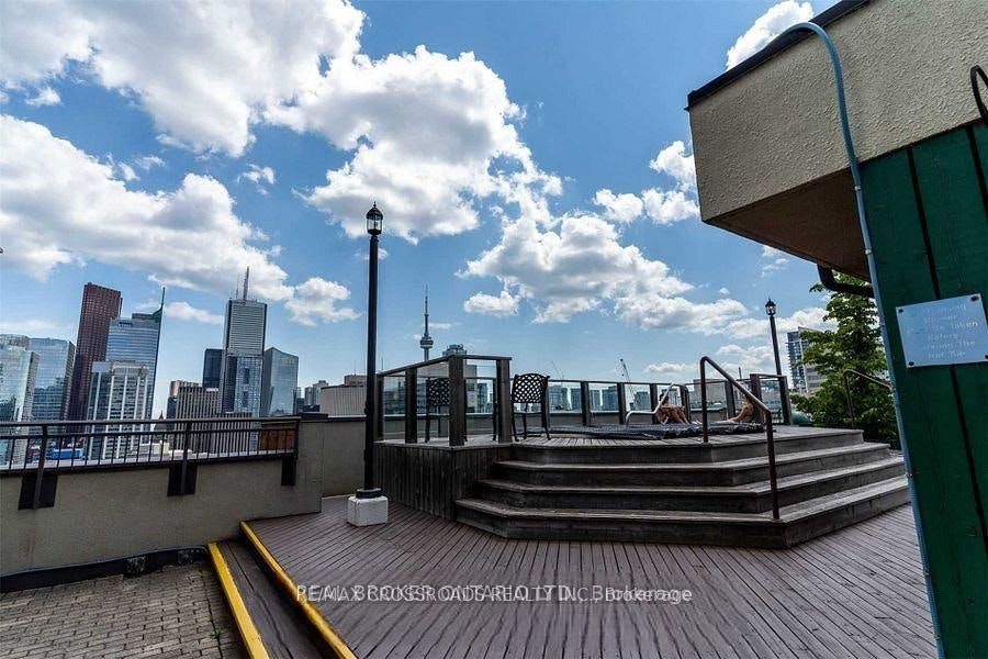 Ph12-633 Bay Street, Toronto, ON, M5G 2G4 - 6