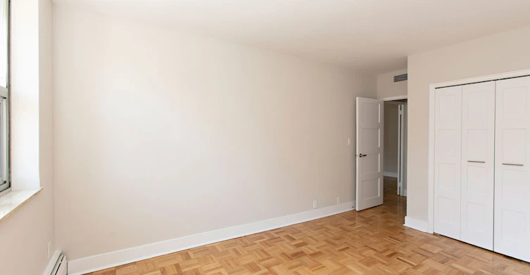 1501-9 Deer Park Crescent, Toronto, ON, M4V 2C4 - 5