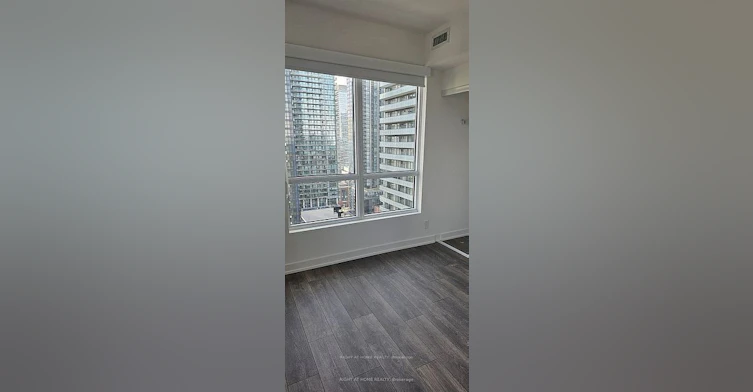2302-108 Peter Street, Toronto, ON, M5V 2G7 - 5