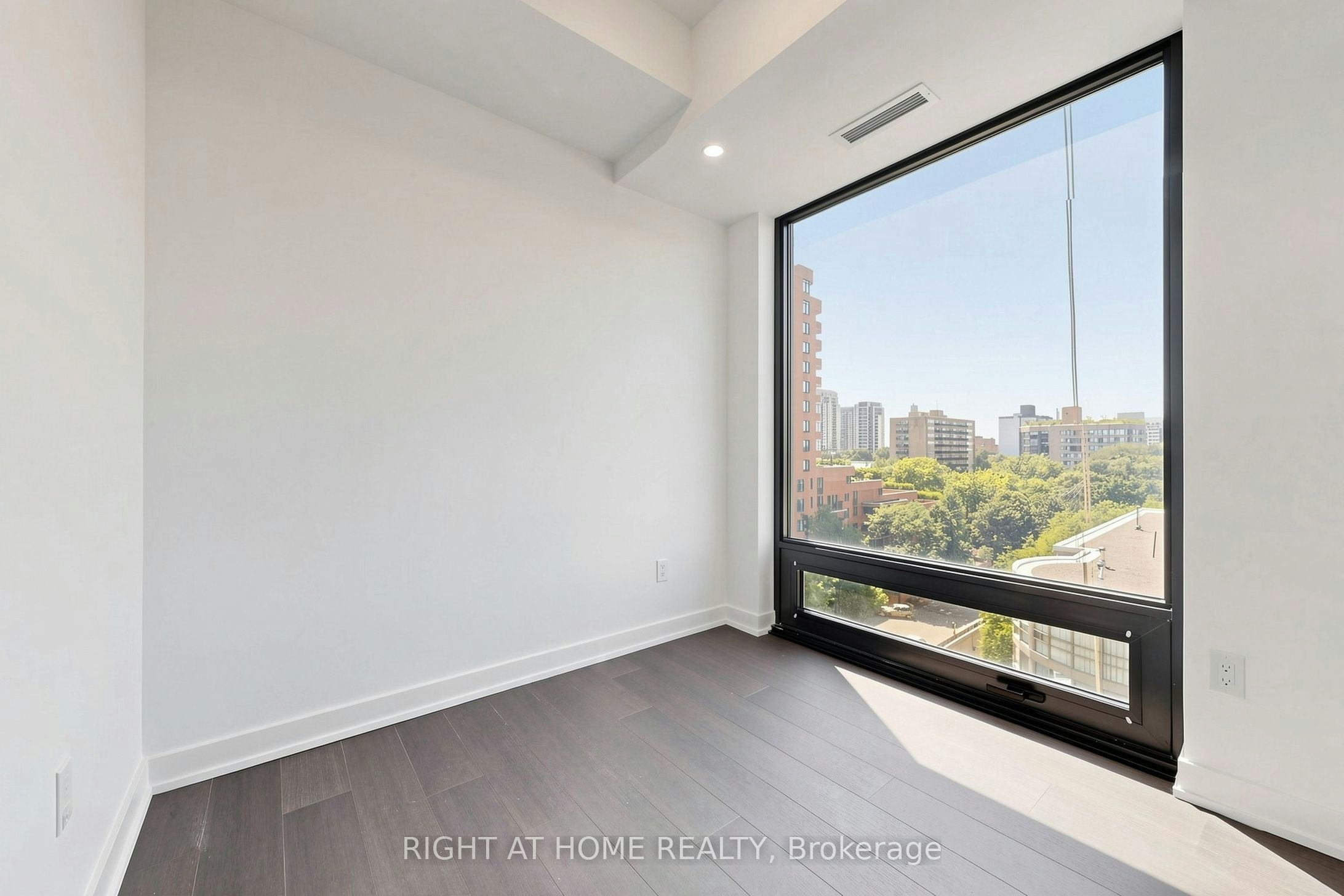 1009-91 Montclair Avenue, Toronto, ON, M5P 0B1 - 21