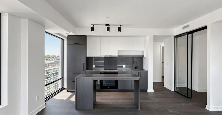 1009-91 Montclair Avenue, Toronto, ON, M5P 0B1 - 11