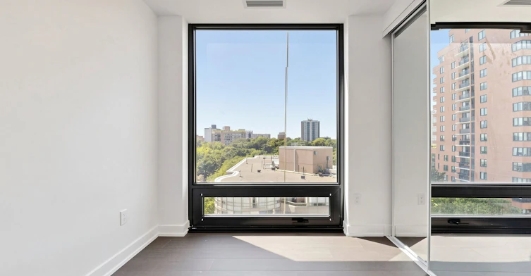 1009-91 Montclair Avenue, Toronto, ON, M5P 0B1 - 22