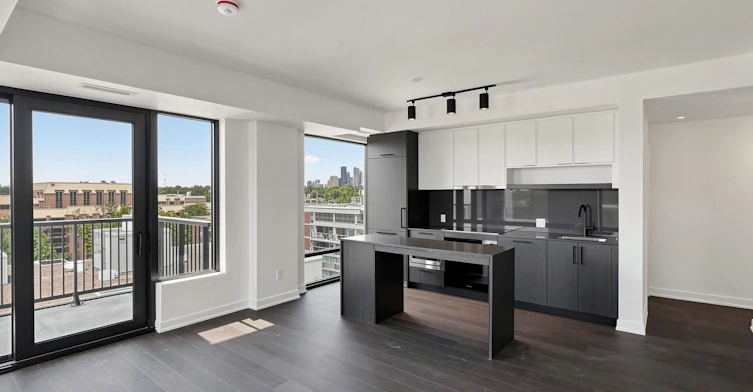 1009-91 Montclair Avenue, Toronto, ON, M5P 0B1 - 10