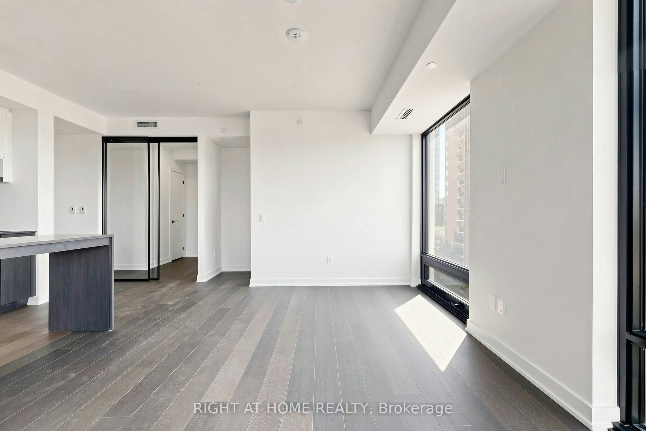 1009-91 Montclair Avenue, Toronto, ON, M5P 0B1 - 7