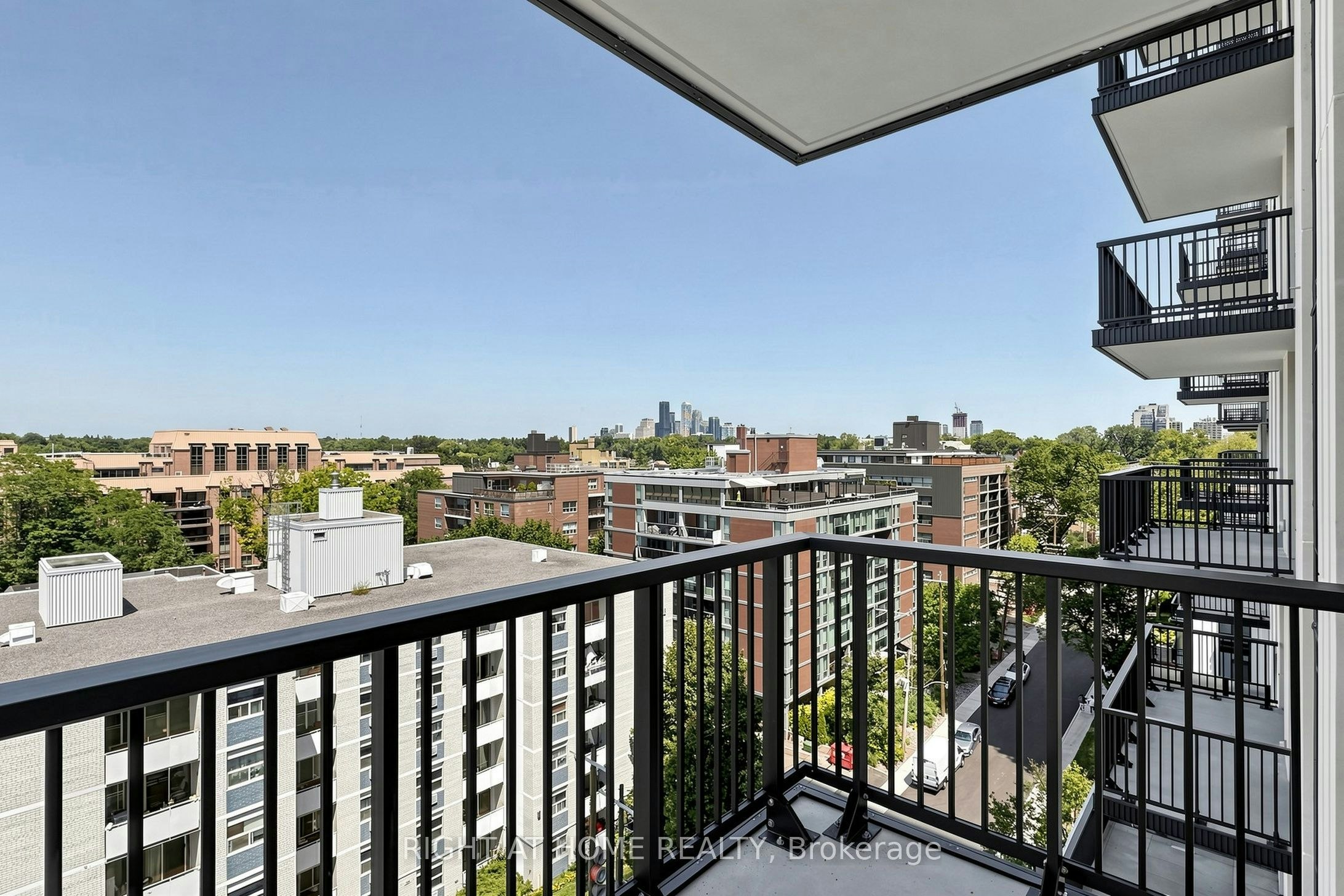 1009-91 Montclair Avenue, Toronto, ON, M5P 0B1 - 28