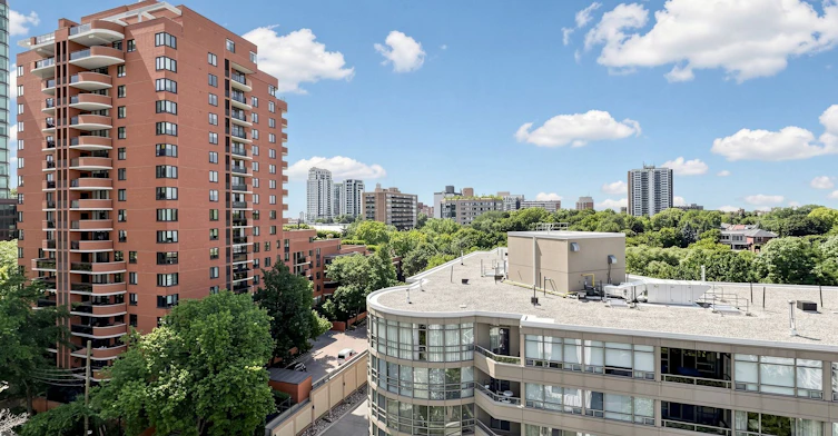 1009-91 Montclair Avenue, Toronto, ON, M5P 0B1 - 32