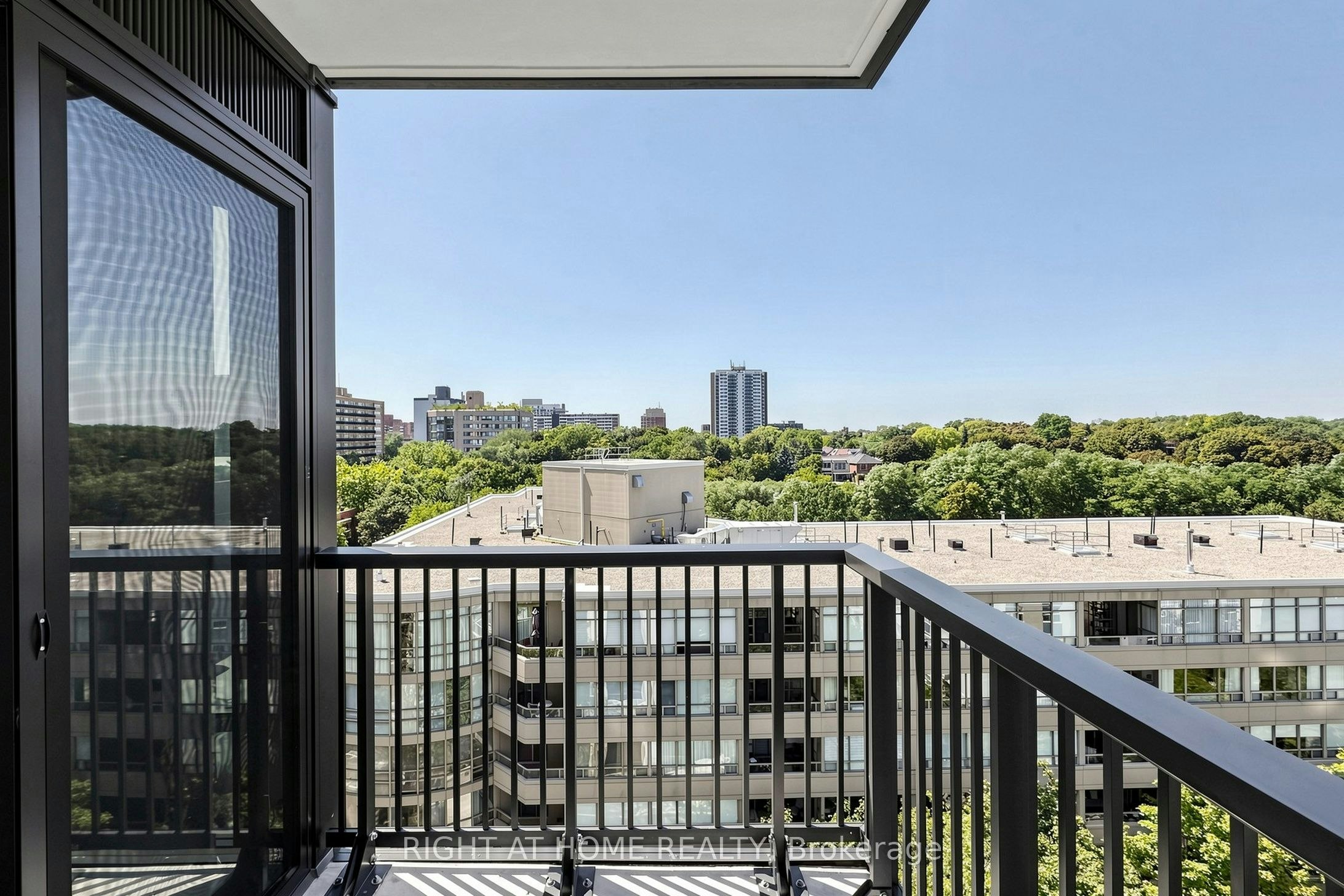 1009-91 Montclair Avenue, Toronto, ON, M5P 0B1 - 31