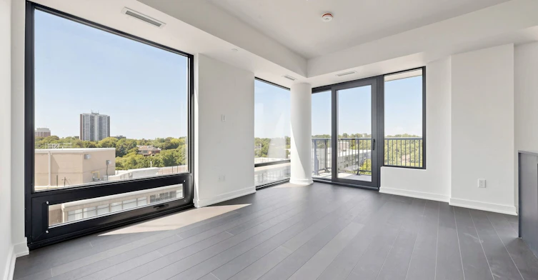 1009-91 Montclair Avenue, Toronto, ON, M5P 0B1 - 5