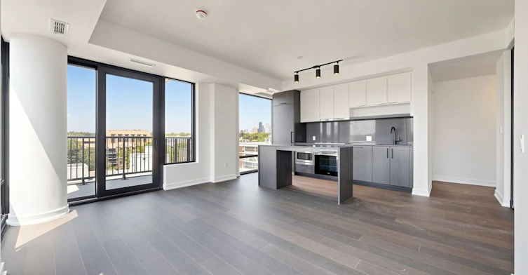 1009-91 Montclair Avenue, Toronto, ON, M5P 0B1 - 9