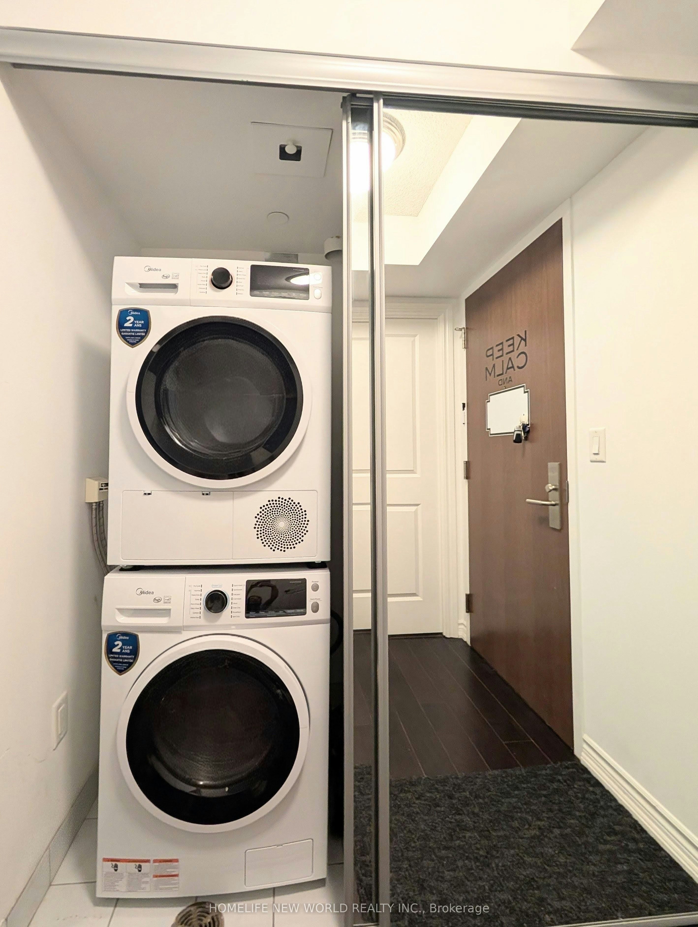 1401-386 Yonge Street, Toronto, ON, M5B 0A5 - 7