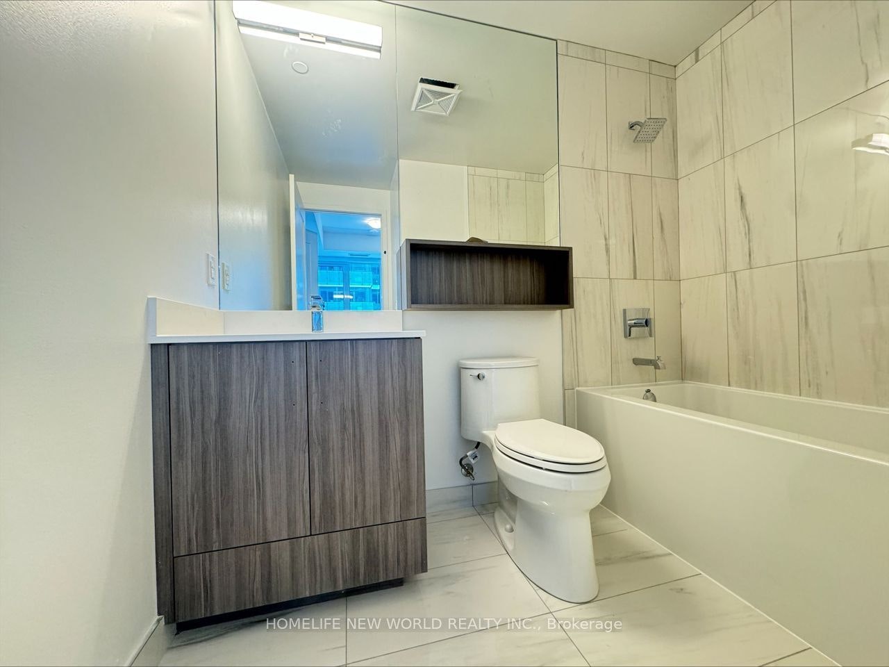 2212 E-70 Princess Street, Toronto, ON, M5A 0X6 - 5