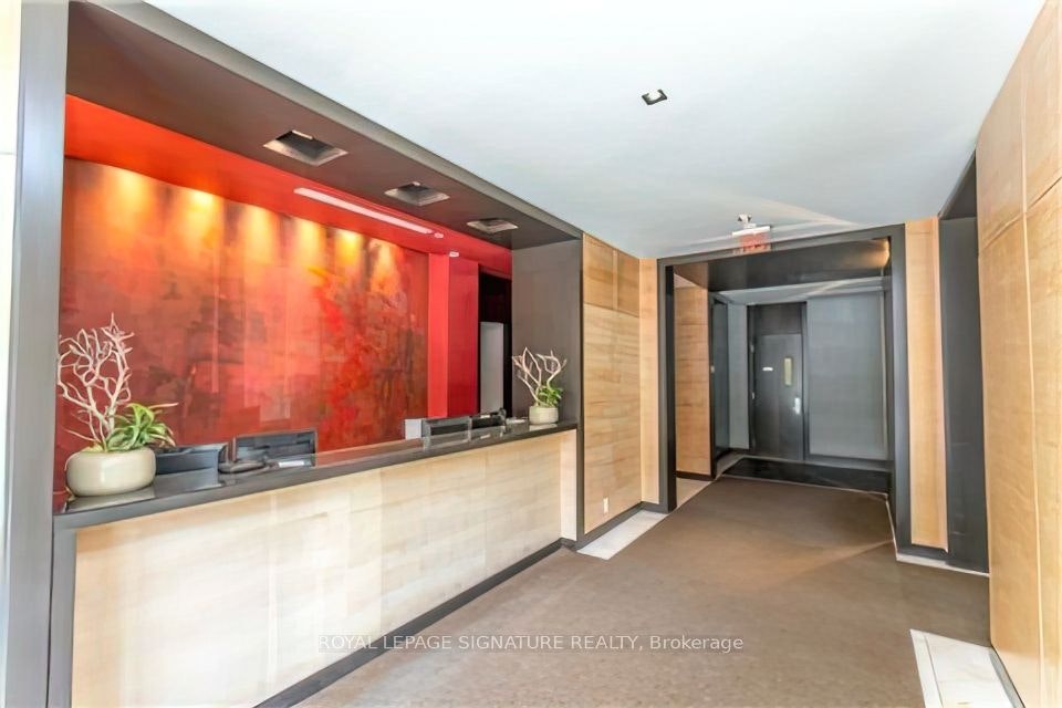 2205-18 Yorkville Avenue, Toronto, ON, M4W 3Y8 - 10