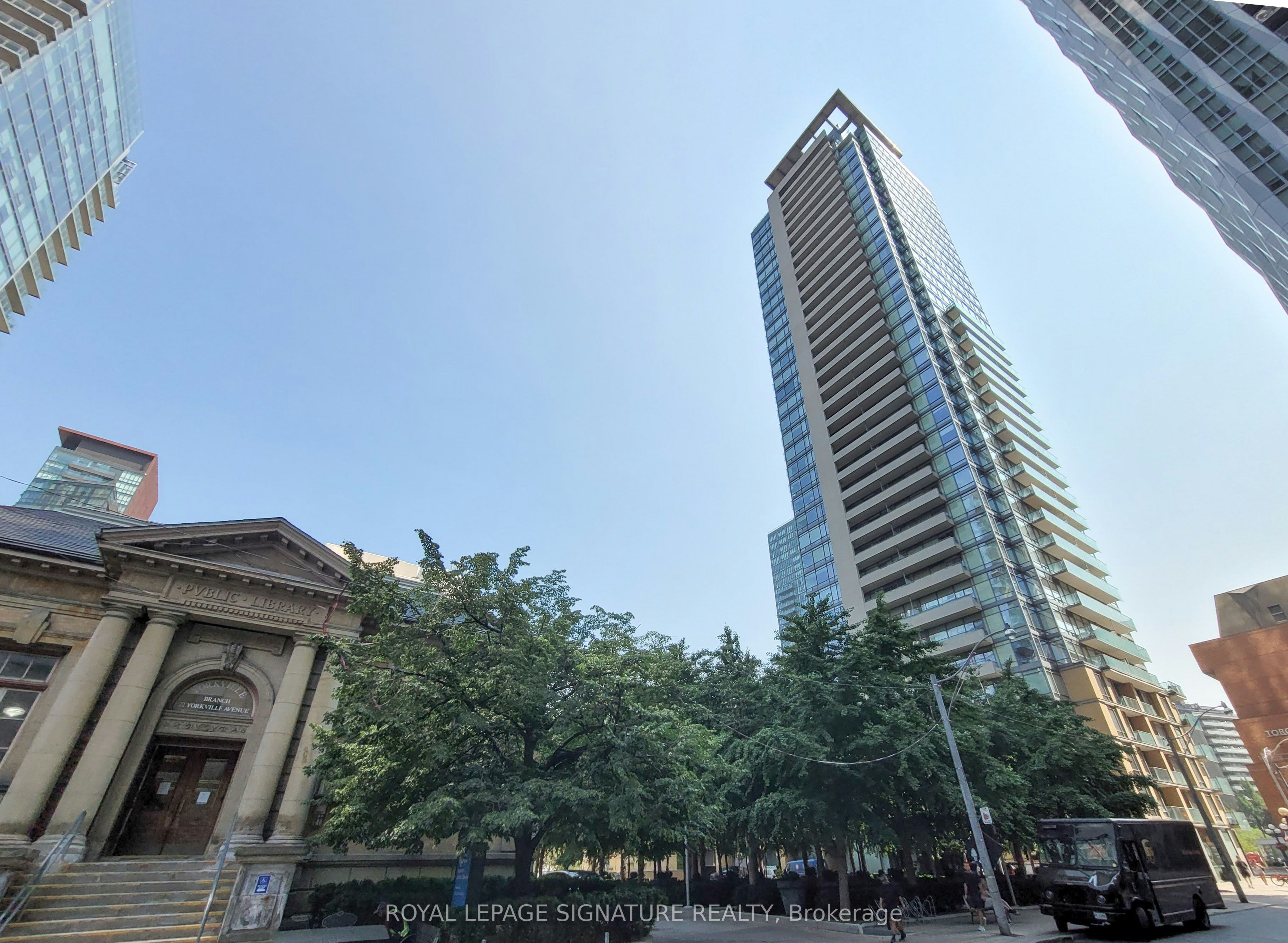 2205-18 Yorkville Avenue, Toronto, ON, M4W 3Y8