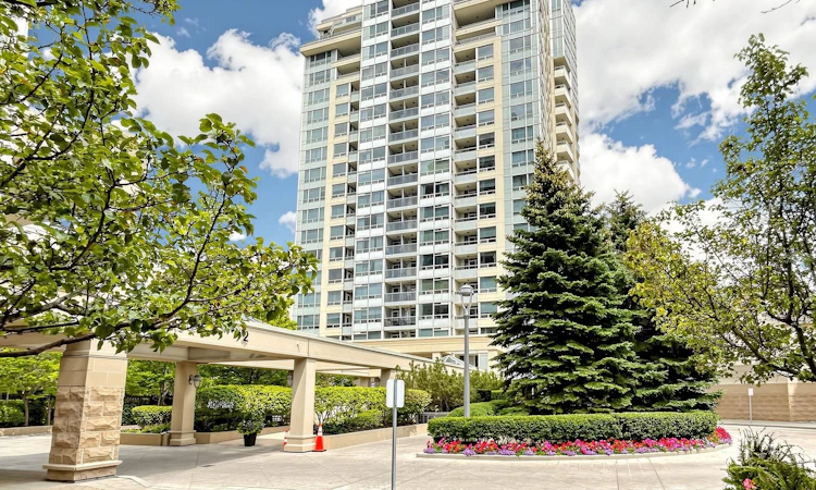 606-8 Rean Drive