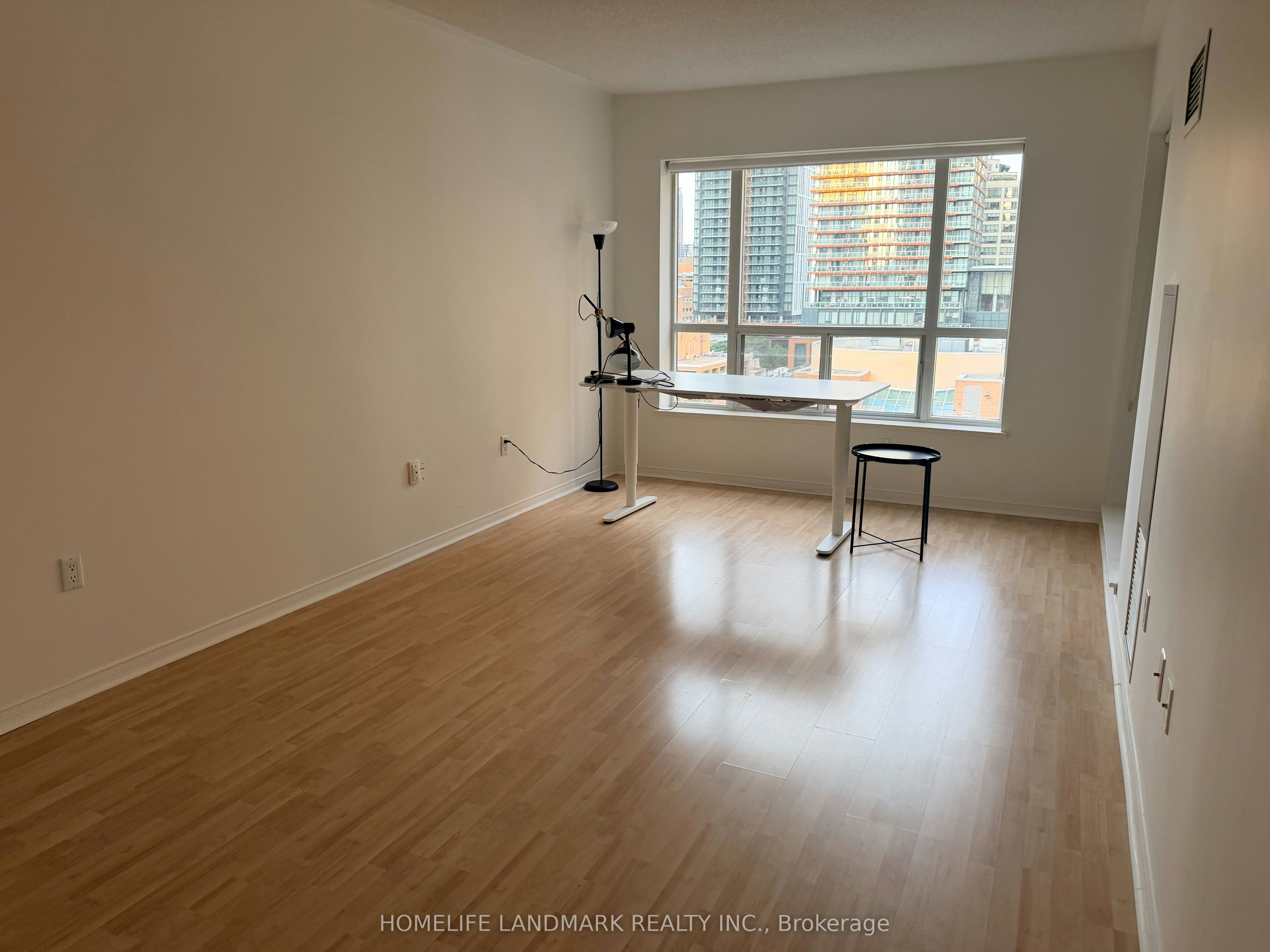 902-887 Bay Street, Toronto, ON, M5S 3K4 - 7