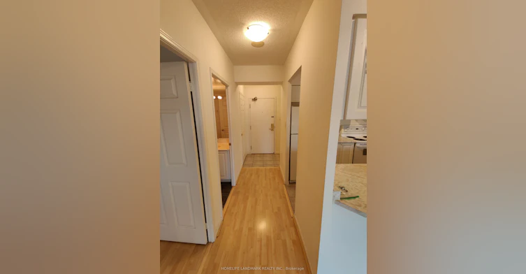 902-887 Bay Street, Toronto, ON, M5S 3K4 - 3