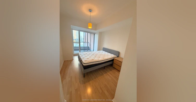 902-887 Bay Street, Toronto, ON, M5S 3K4 - 10