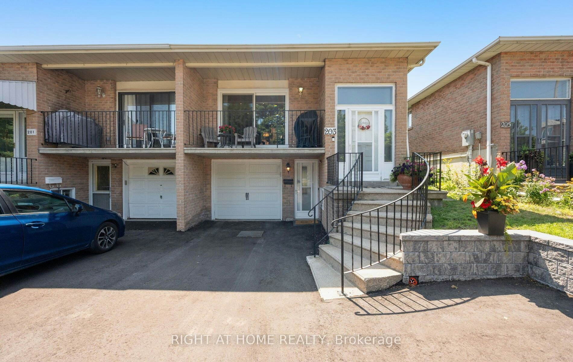 203 Robert Hicks Drive, Toronto, ON, M2R 3R3