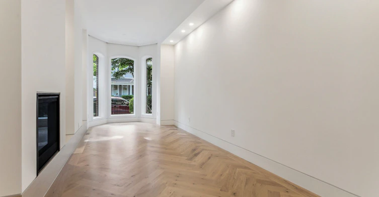 55 Hazelton Avenue, Toronto, ON, M5R 2E3 - 3