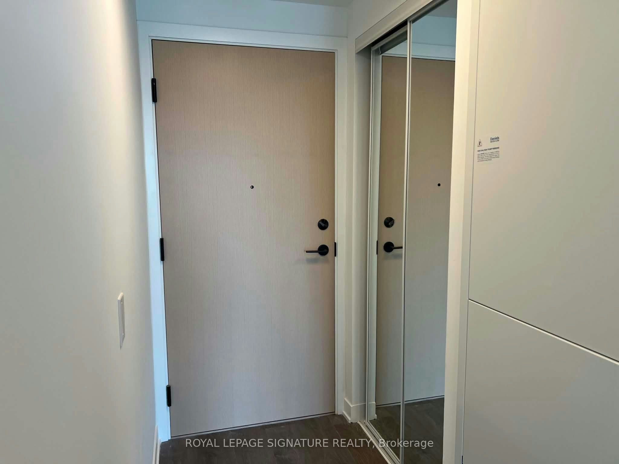 1407-10 Oak Street, Toronto, ON, M5A 0Z1 - 11